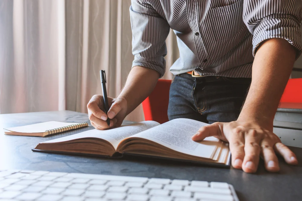 Kesalahan Umum Penulis Pemula Saat Menerbitkan Buku